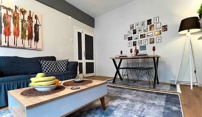 Cihangir House Aparthotel 4*